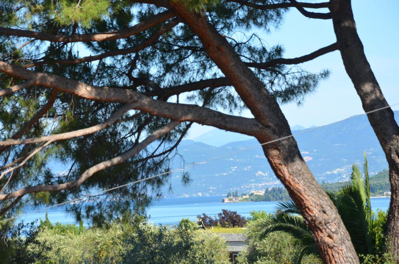 Elena Apartment - View Lake - Private Garage Bardolino Exteriör bild